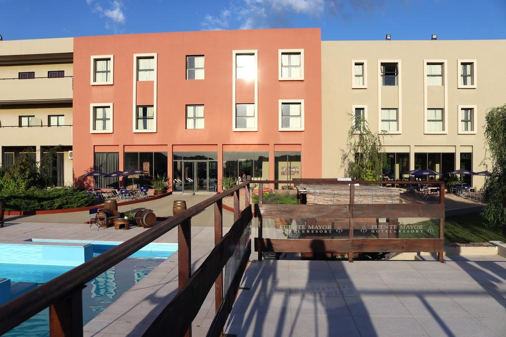 Fuente Mayor Hotel & Casino Vista Flores Εξωτερικό φωτογραφία